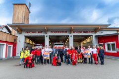 Gruppenfoto Medientermin.jpg